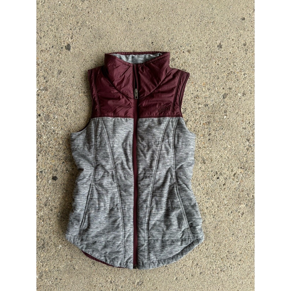 The North Face Pseudio Women's Gray Red Full Zip Performance Vest Size XSmall